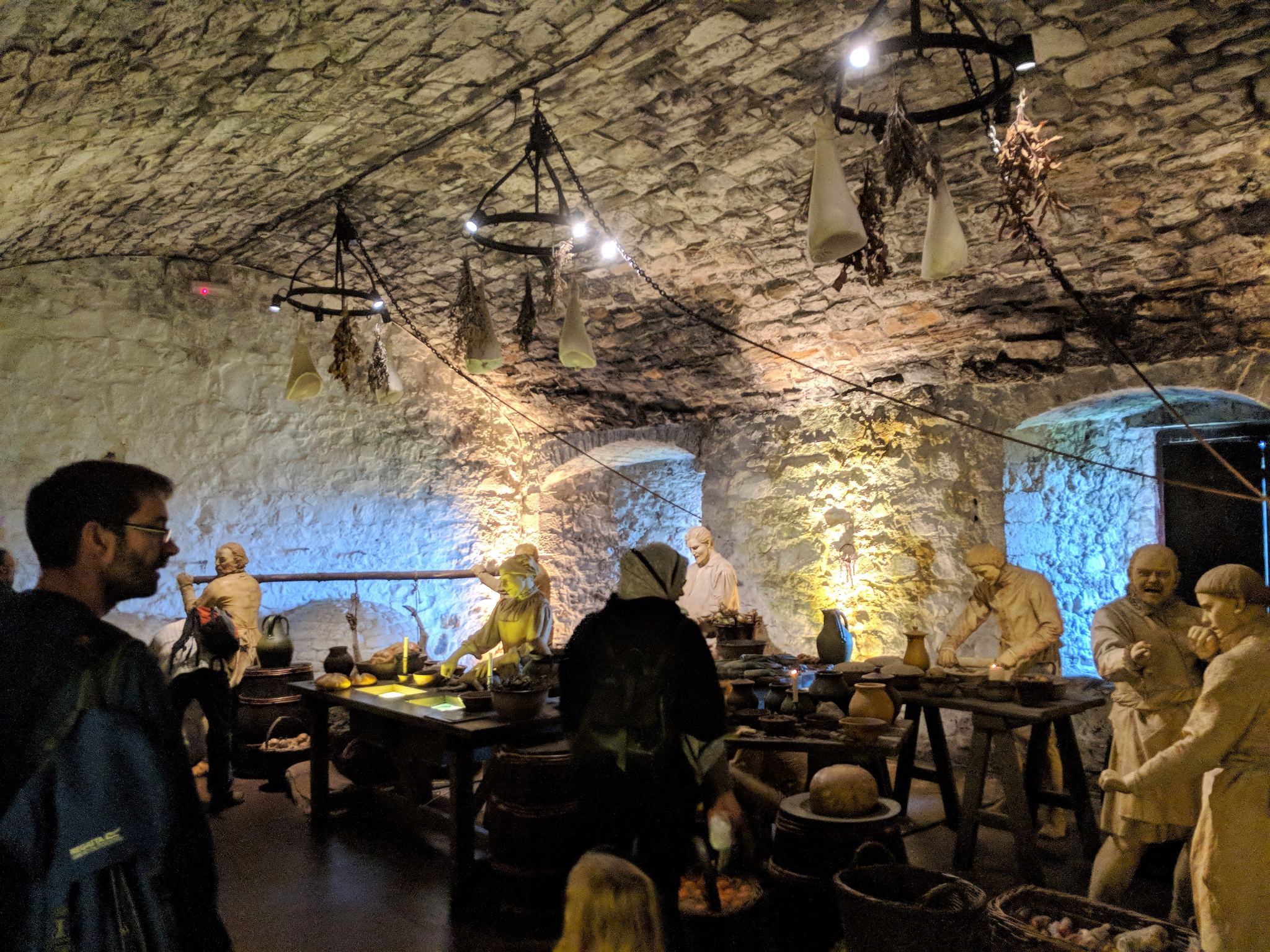 stirling castle, kitchens