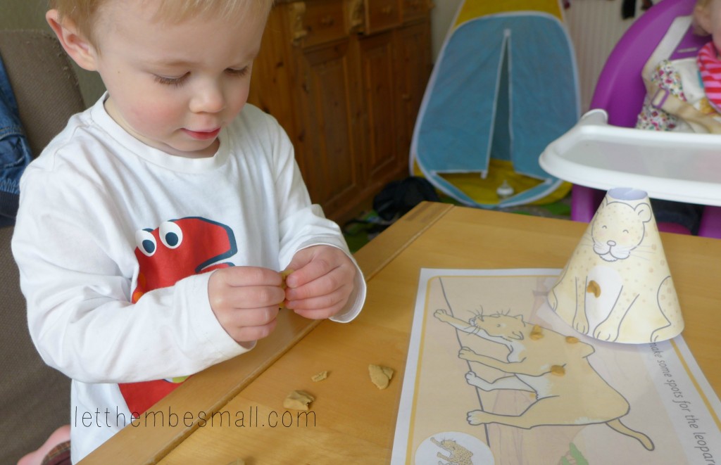 wild animals play doh