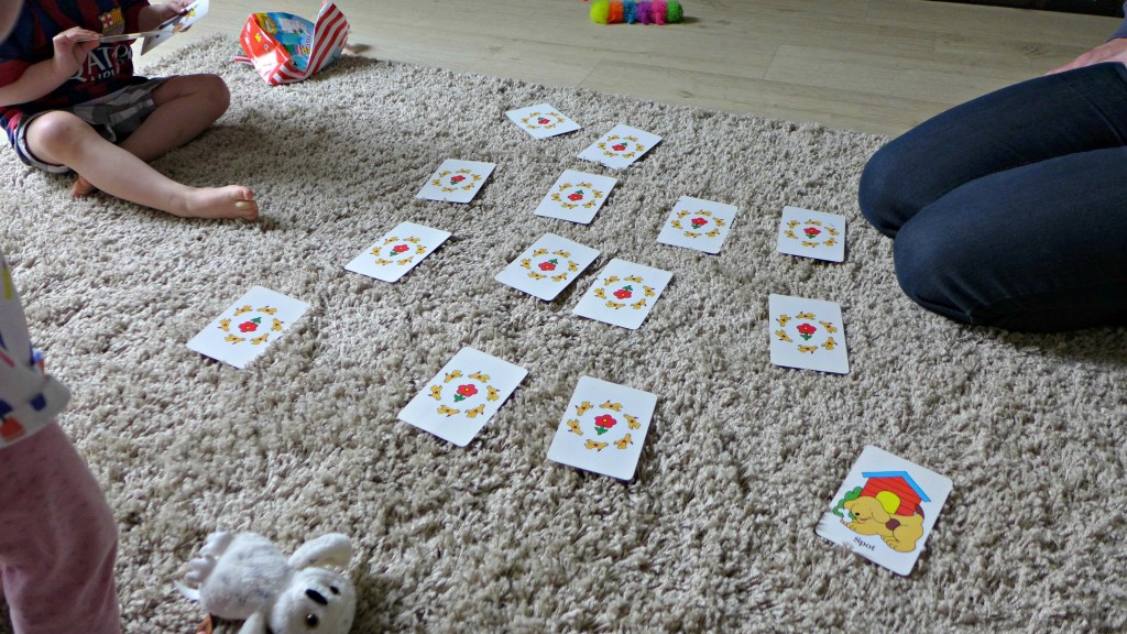 playing pairs