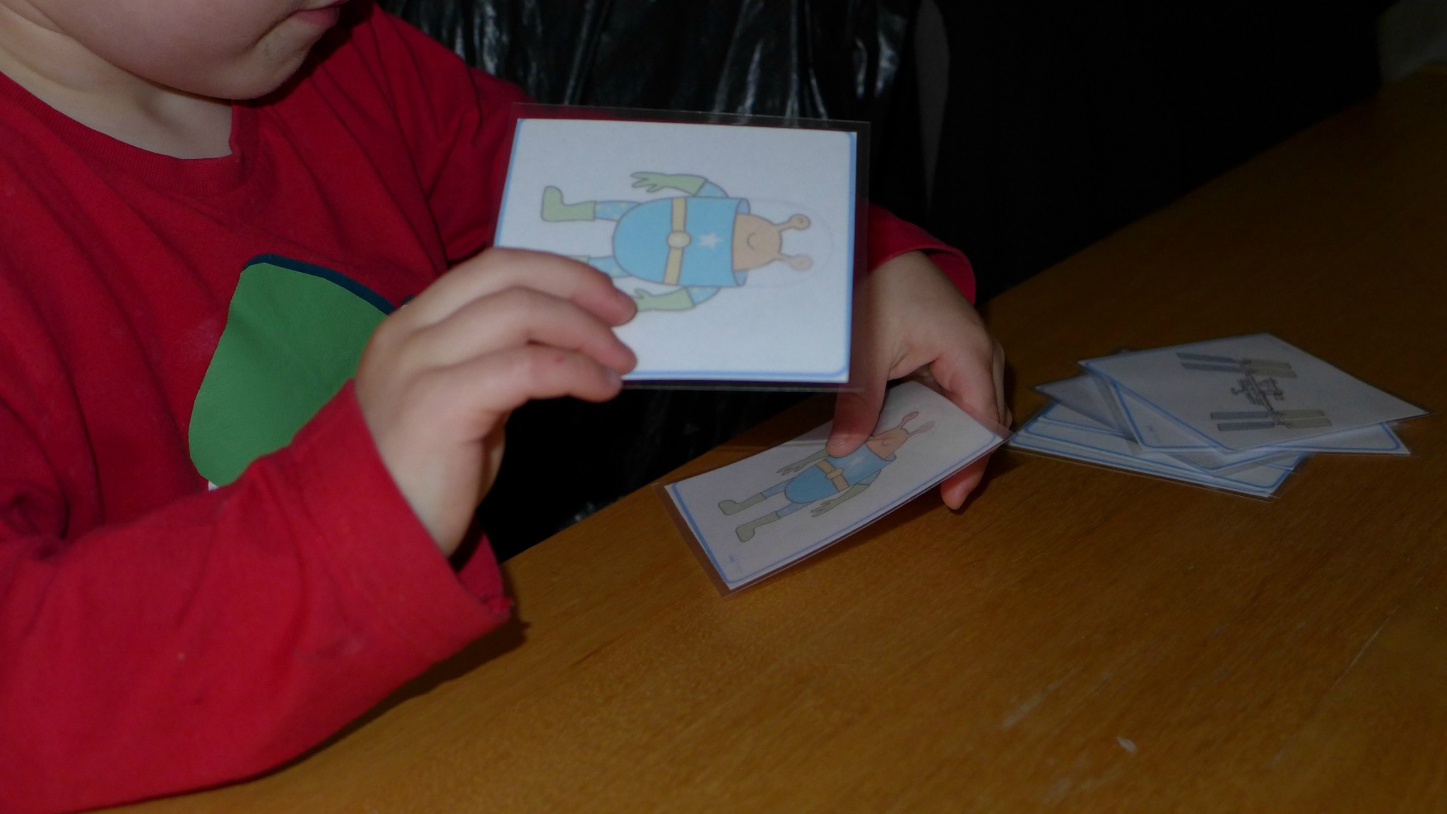 twinkl space pairs activity