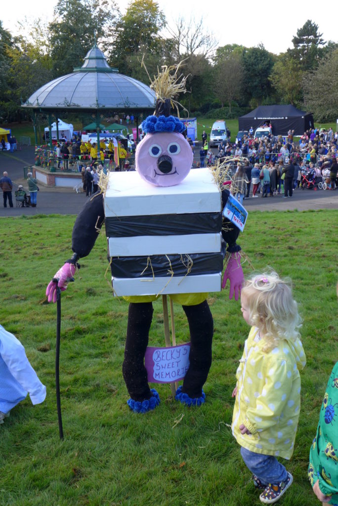 tameside scarecrow festival