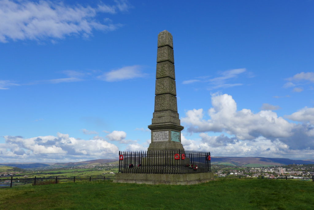 werneth low country park cenotaph