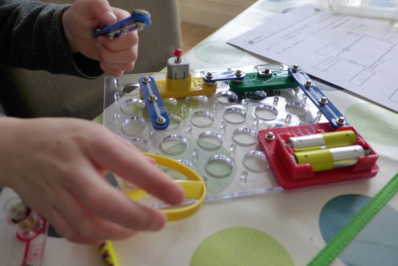 snap circuits